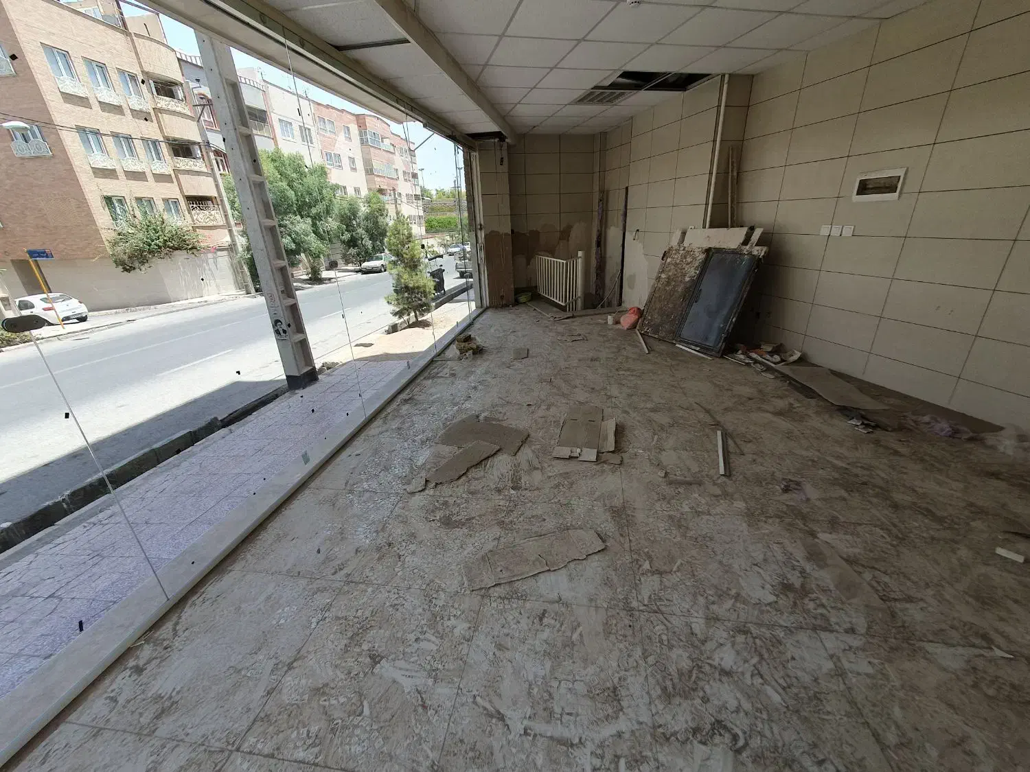 مغازه کلیدنخورده دو بر، سند تک برگ سبز ،بر پاییزان|فروش مغازه و غرفه|قم, بنیاد|دیوار