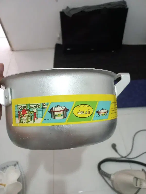 قابله روحی|ظروف پختوپز|پاکدشت, شهرک انقلاب|دیوار