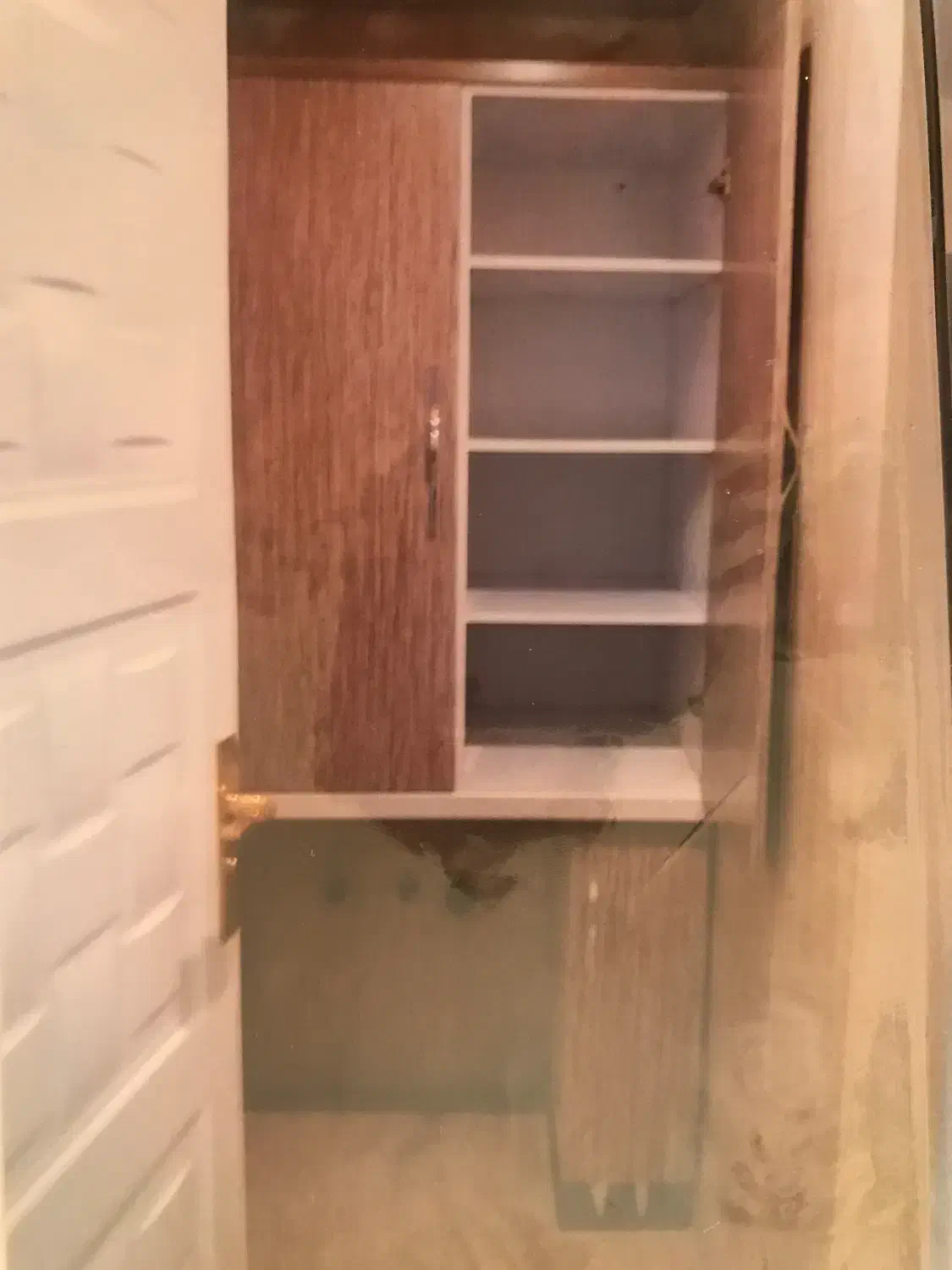 آپارتمان مسکونی ۹ سالهٔ بابک خرم دین