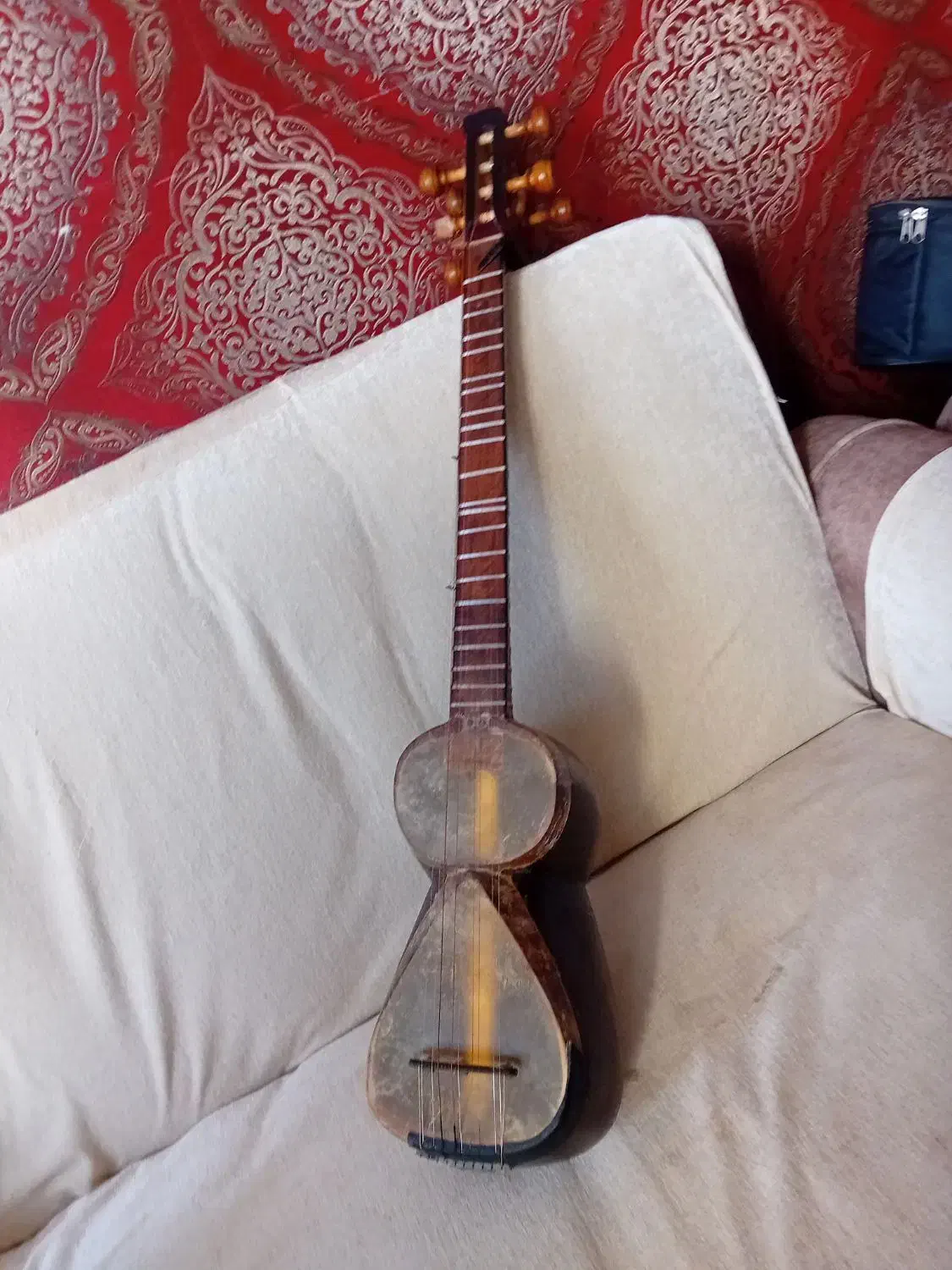 تار آذری خوش دست بدون ایراد برای آموزش است|سازهای سنتی|تبریز, |دیوار