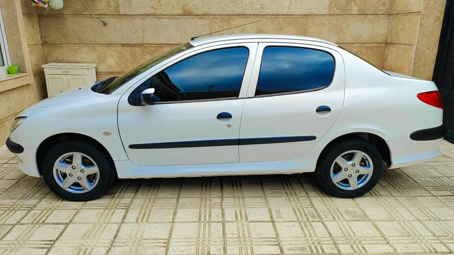 پژو۲۰۶ sd v8 فول|خودرو سواری و وانت|کرمانشاه, |دیوار