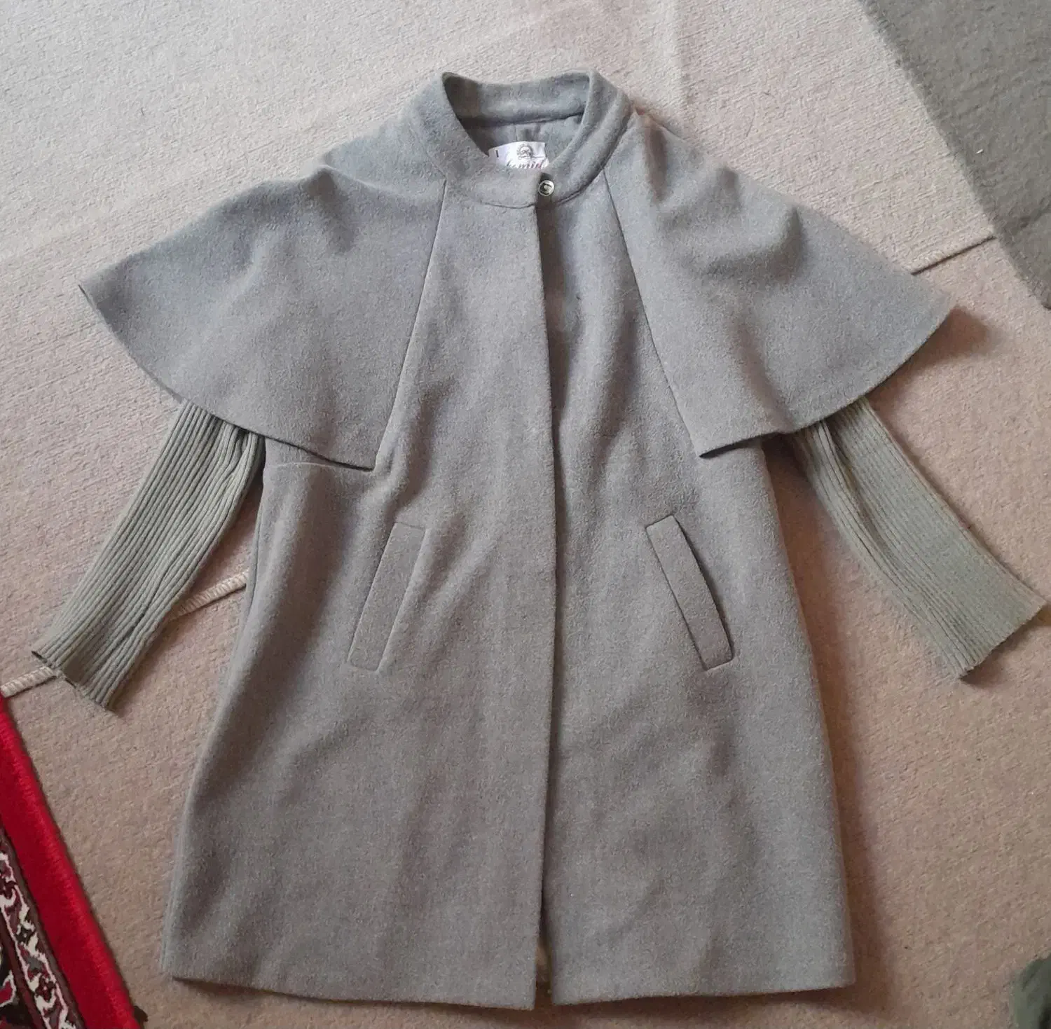 پالتو زیبا|لباس|اسلامآباد غرب, |دیوار