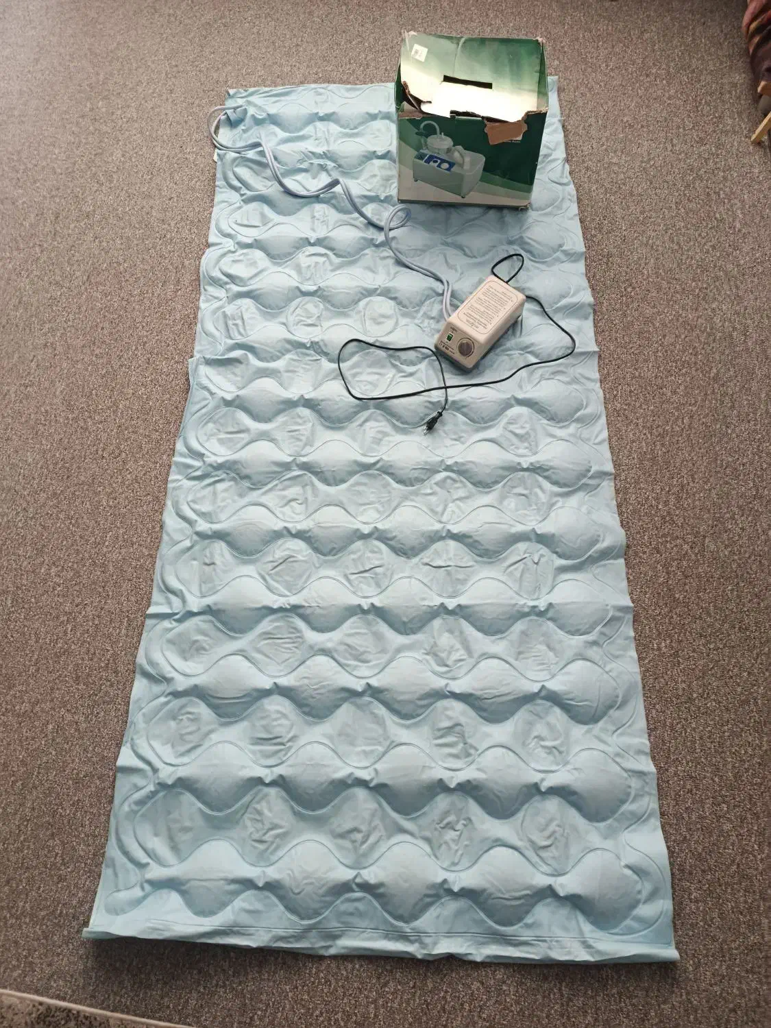 تشک بادی|تشک تختخواب|مرودشت, ژیان|دیوار