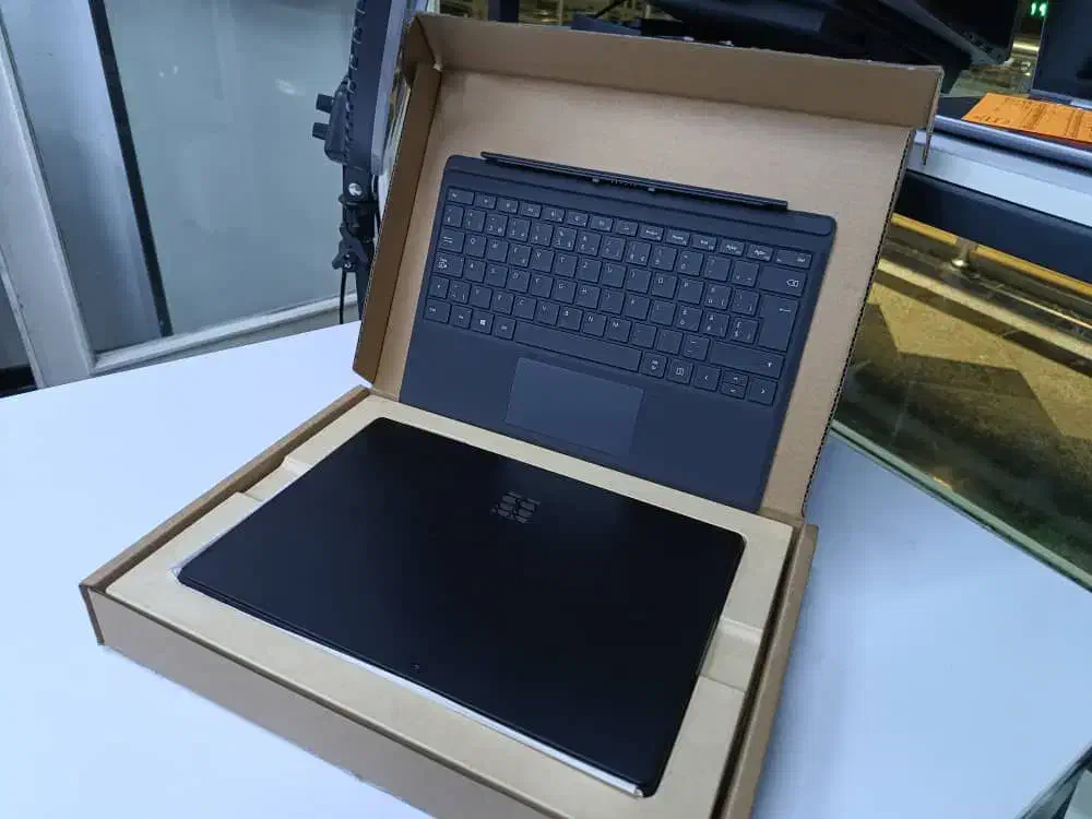 surfac pro7 i5 8 256 new|رایانه همراه|تهران, میدان ولیعصر|دیوار