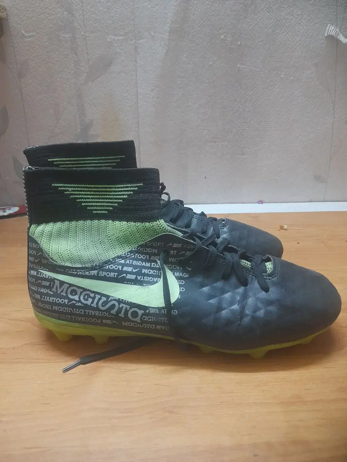 کفش چمن|کیف، کفش، کمربند|مشهد, شهید بهشتی|دیوار