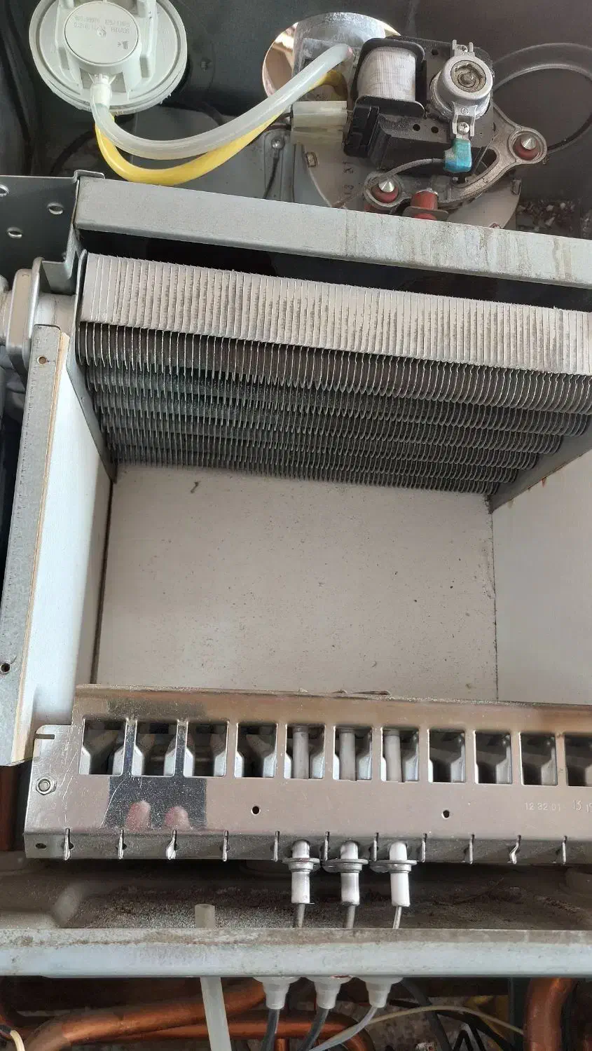 پکیج دیواری|آبگرمکن، پکیج، شوفاژ|رشت, رودبارتان|دیوار