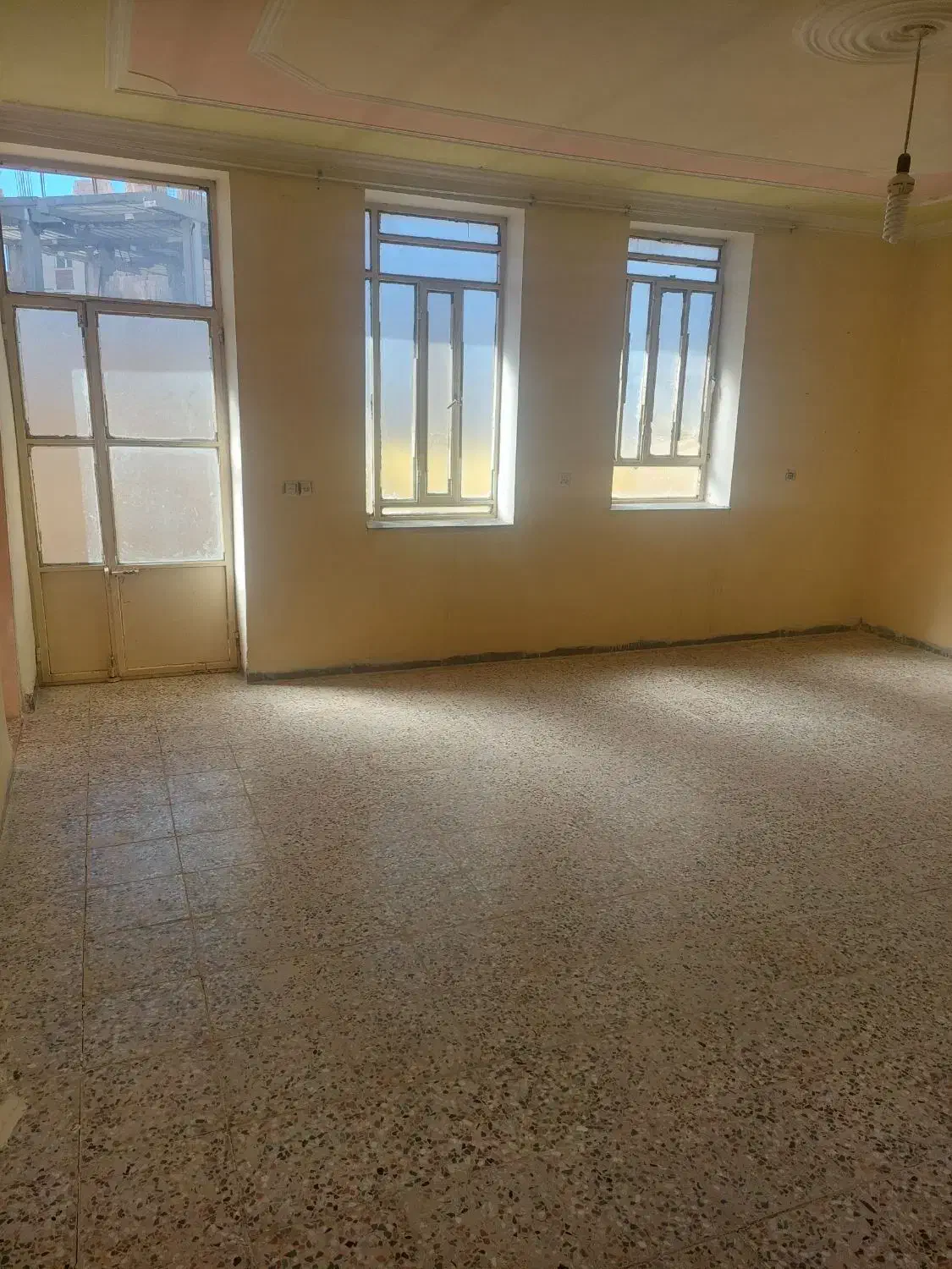 رهن و اجاره منزل مسکونی در مرکز شهر|اجارهٔ آپارتمان|ایلام, |دیوار