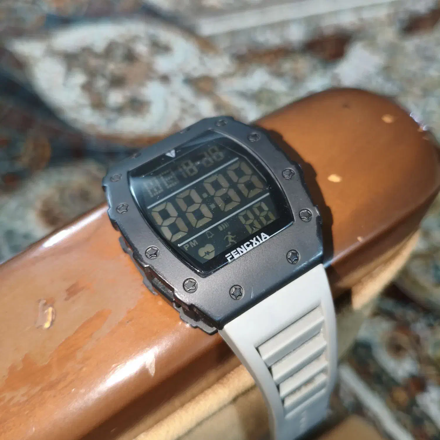 ساعت دیجیتال فنکسیا (پول نیازم)|ساعت|شاهینشهر, عطار|دیوار