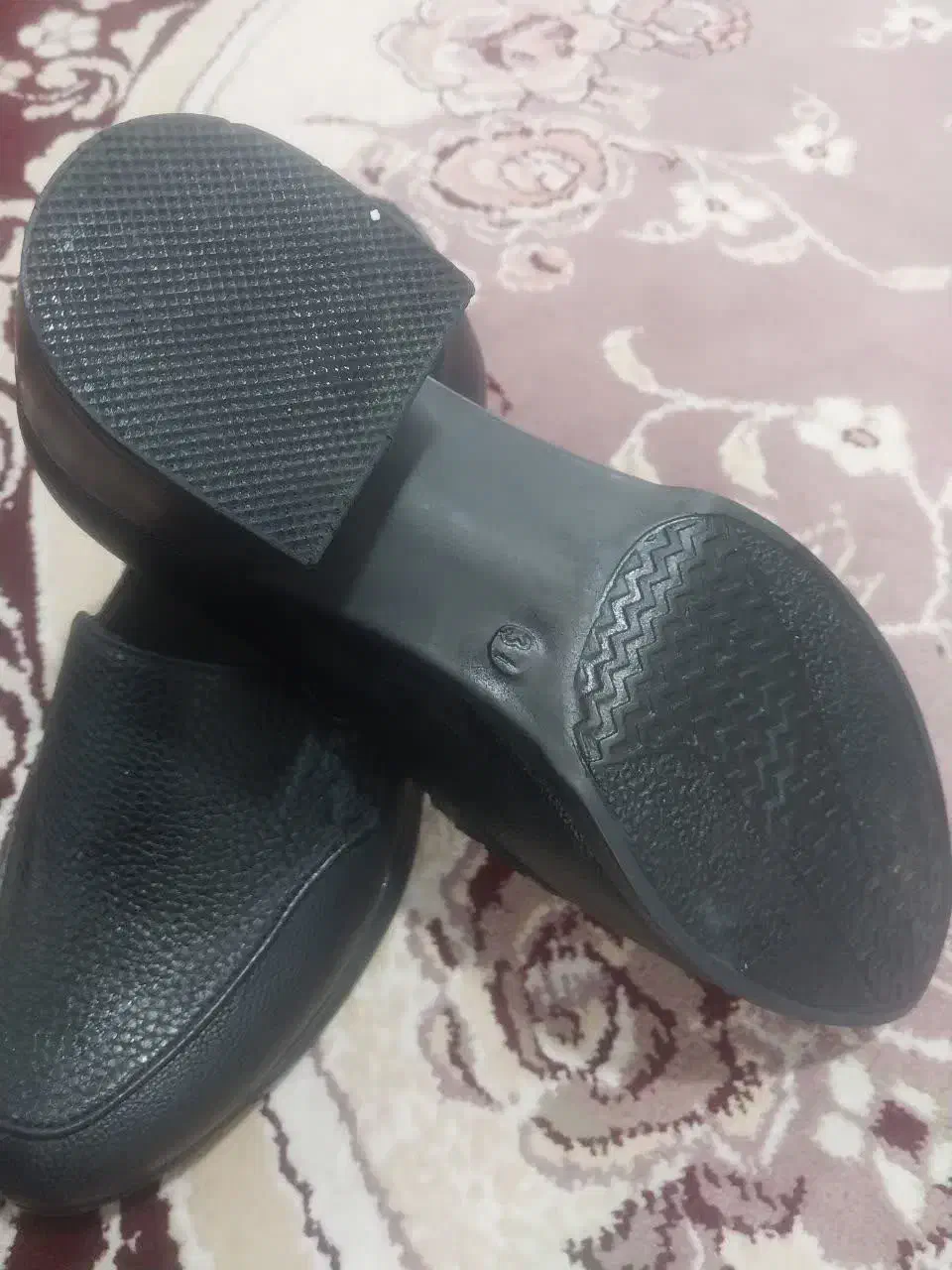 کفش|کیف، کفش، کمربند|قم, ولیعصر|دیوار