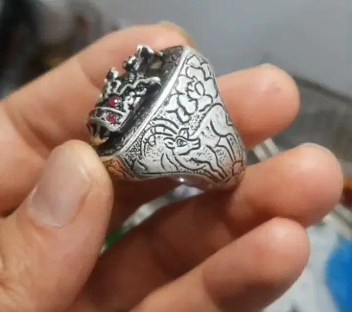 انگشتر فاخر|کلکسیون اشیاء عتیقه|دزفول, |دیوار