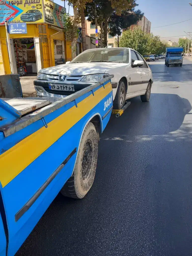 امداد خودرو جرثقیل یدکش چرخ گیر|خدمات حمل و نقل|شیراز, دارالرحمه|دیوار