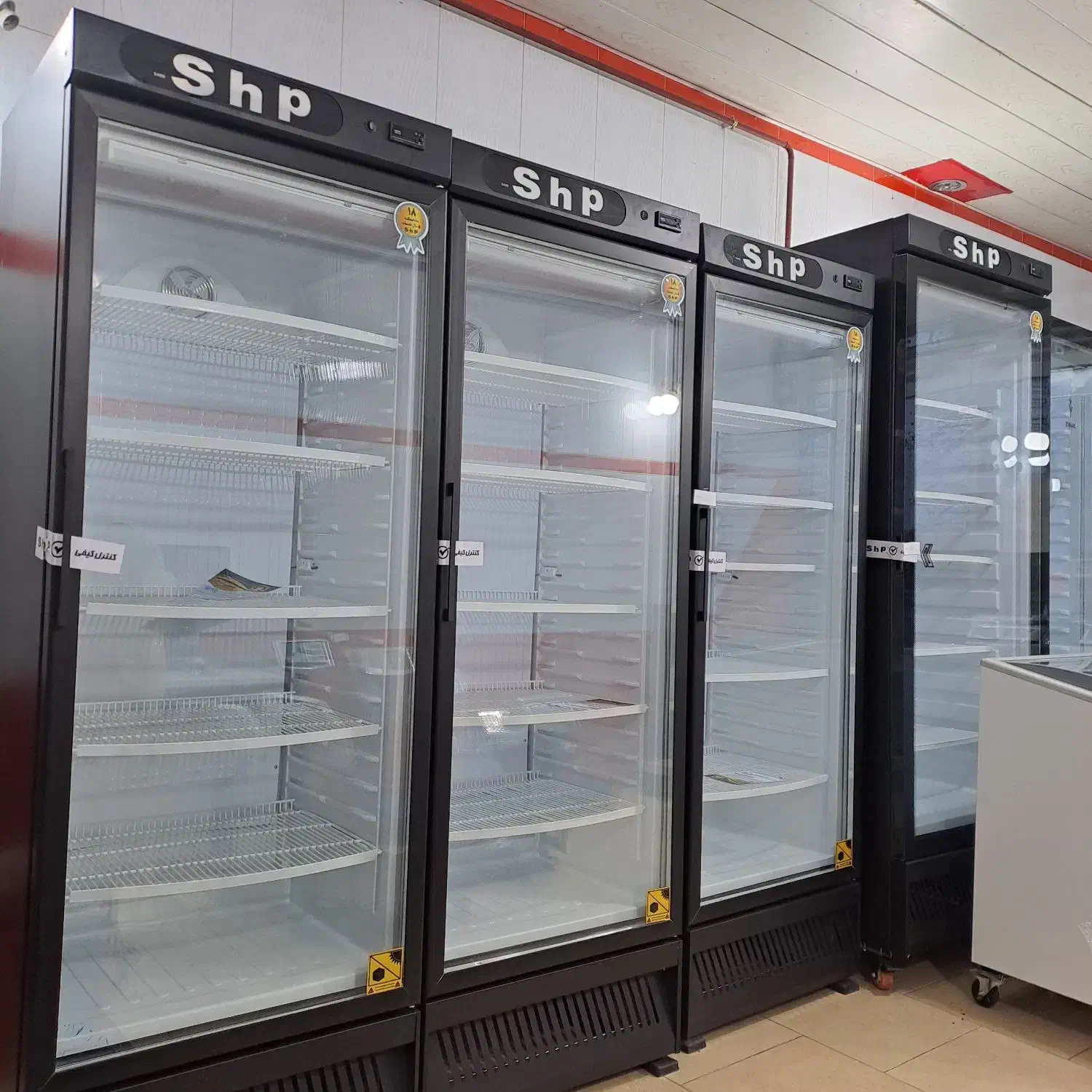یخچال و فریزر ایستاده۷۰سانت Shp(فومن علوی )|فروشگاه و مغازه|فومن, |دیوار