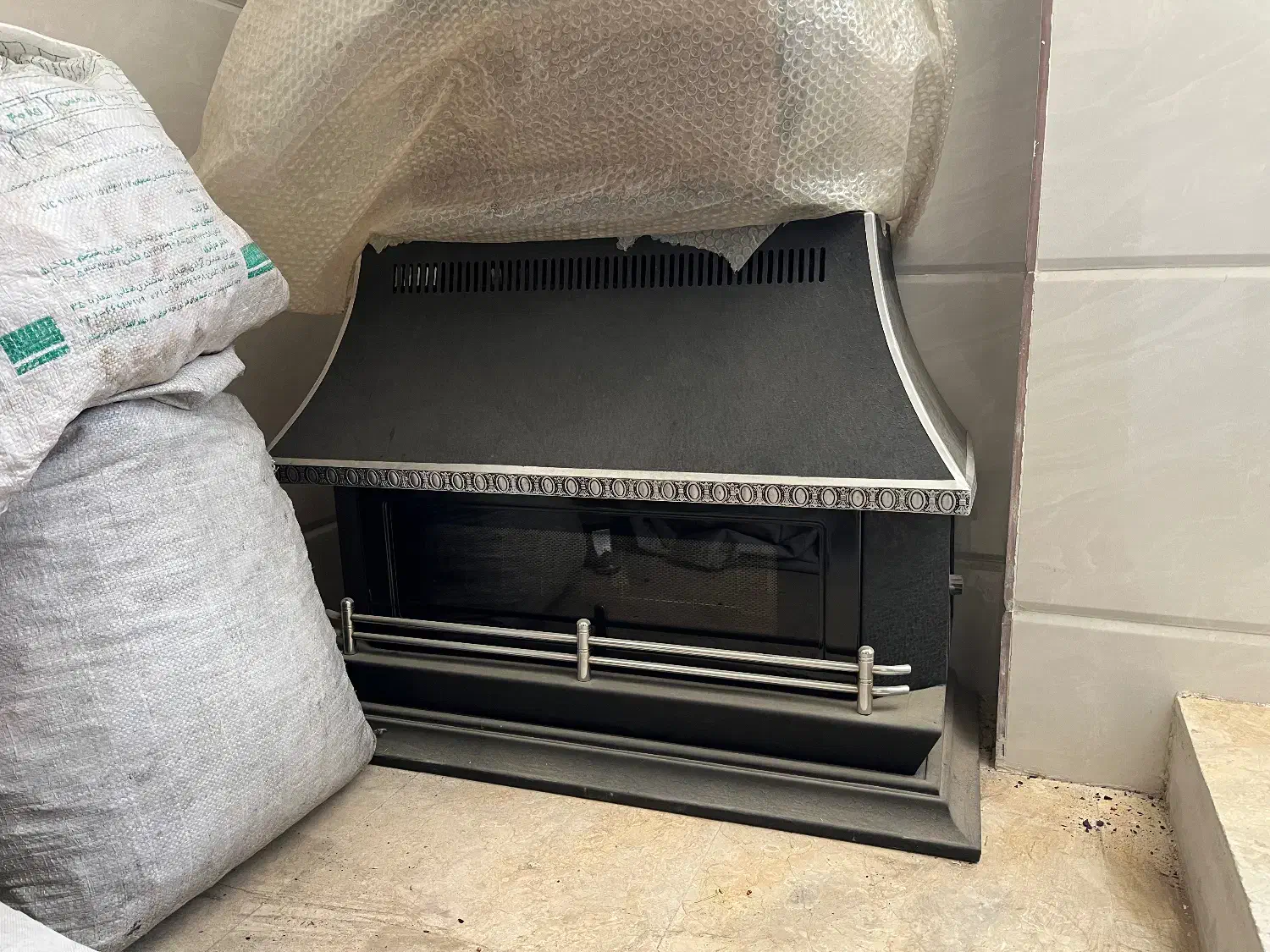 بخاری|بخاری، هیتر، شومینه|اصفهان, قهجاورستان|دیوار