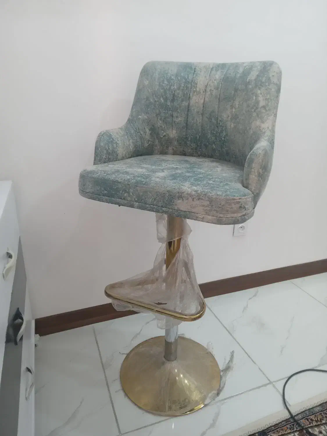 صندلی نو|آرایشگاه و سالنهای زیبایی|باغستان, |دیوار