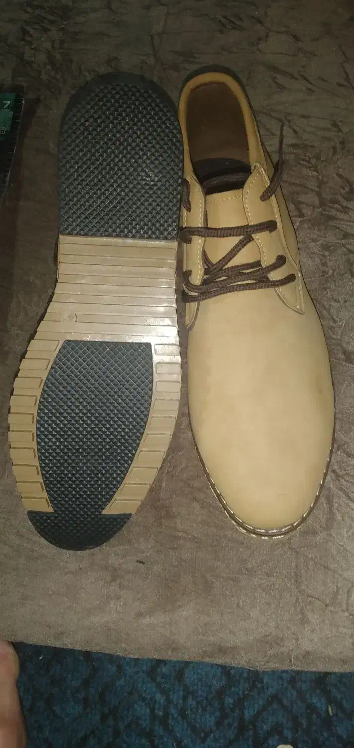 کفش ساق دار|کیف، کفش، کمربند|لنگرود, |دیوار