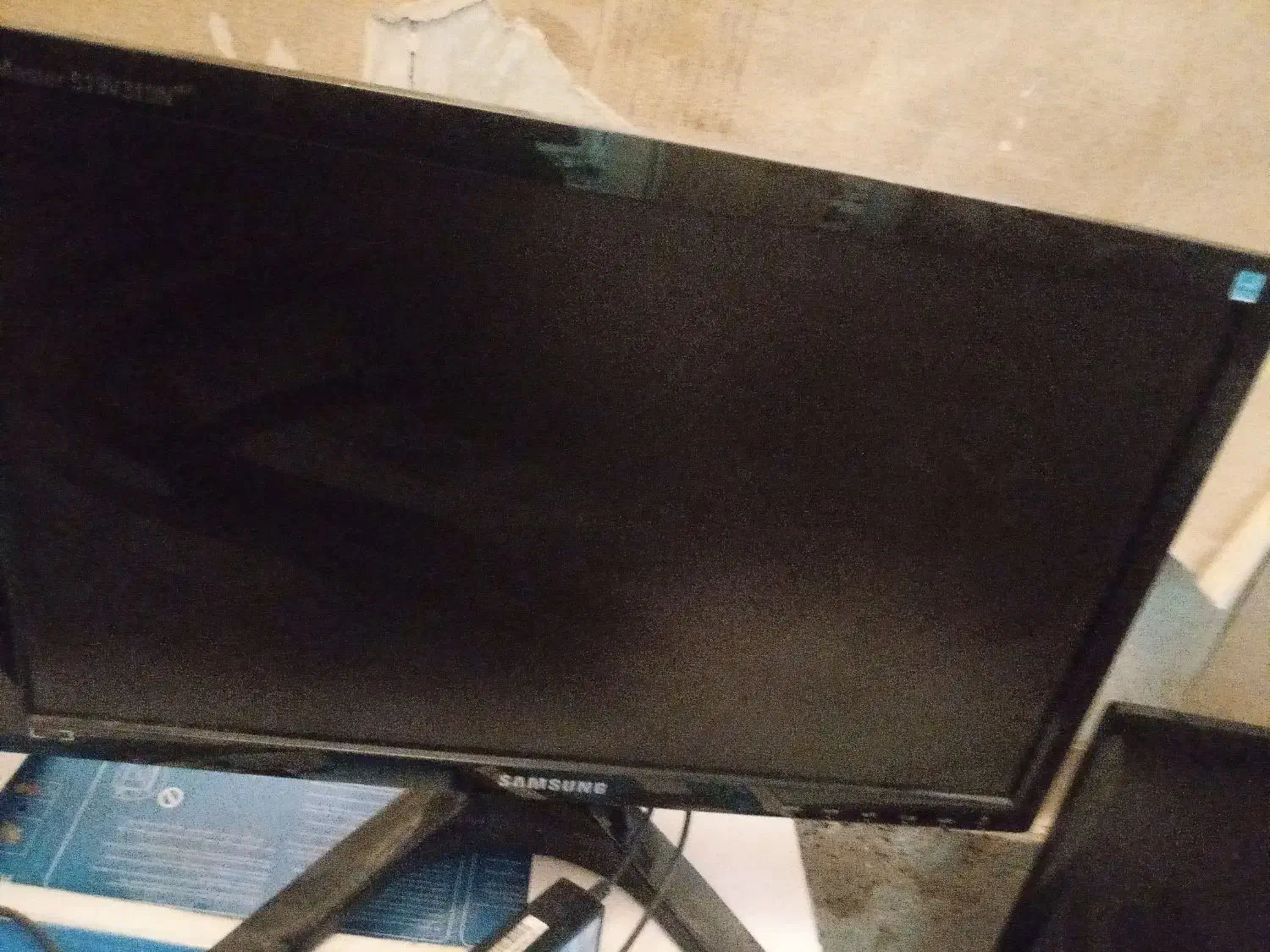 ۲ عدد مانیتور ۲۰ اینچ led کاملا سالم سامسونگ|قطعات و لوازم جانبی رایانه|تهران, دهقان|دیوار