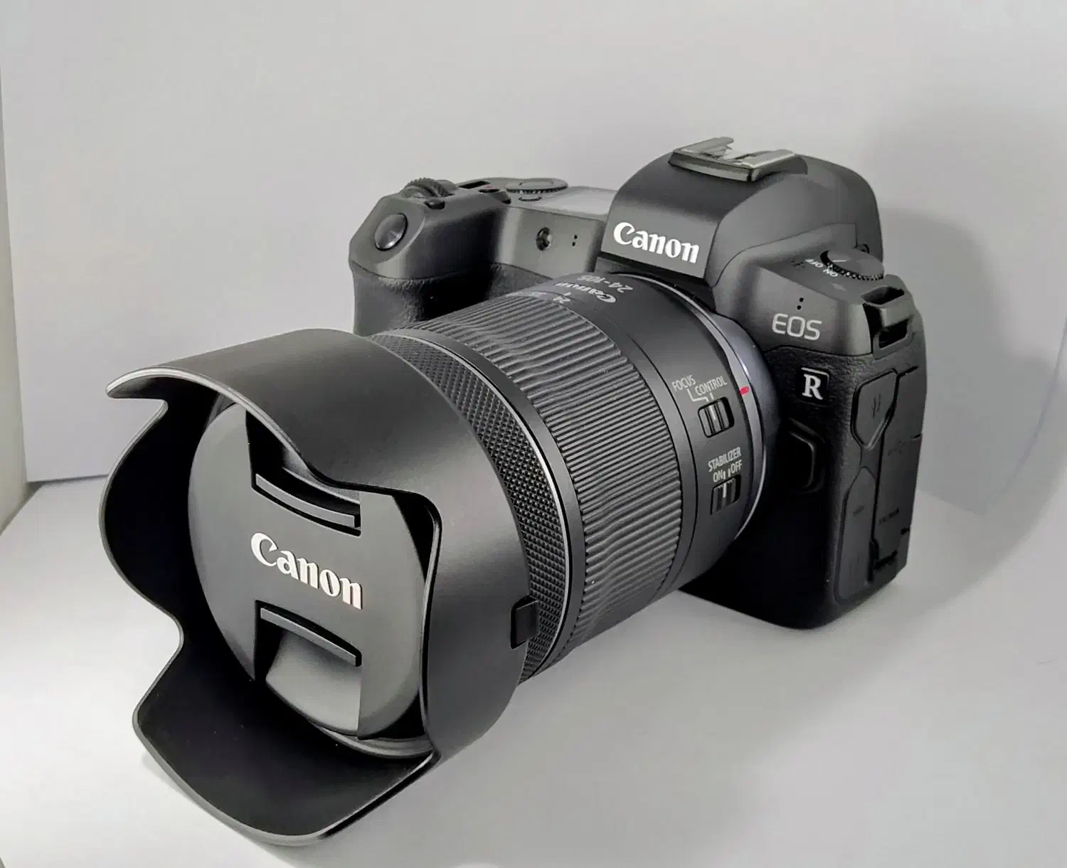 دوربین حرفه ای نسل جدید بدون آینه Canon eos R+لنز|دوربین عکاسی و فیلم‌برداری|قم, آذر (نکویی)|دیوار