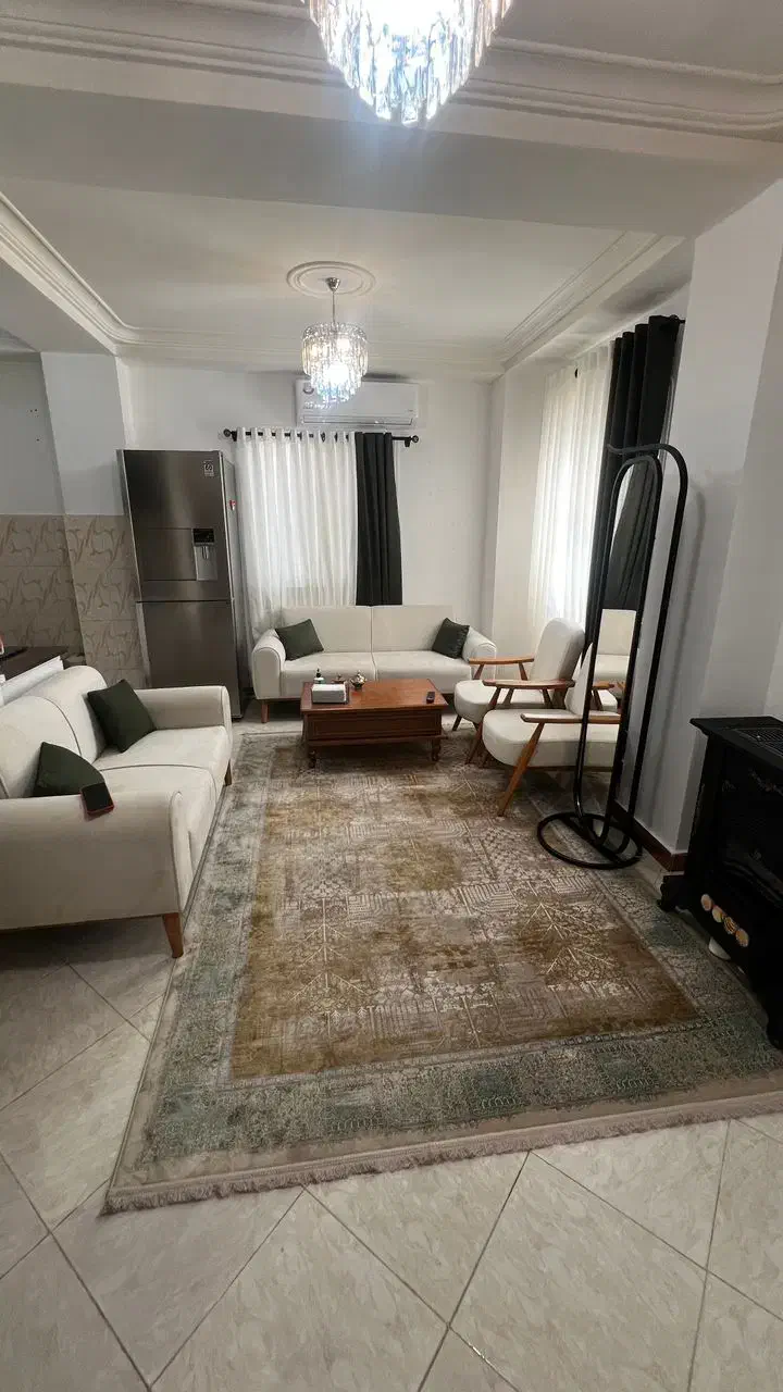 اجاره واحد آپارتمانی طبقه اول آسانسور آب شهر|اجارهٔ آپارتمان|رشت, حمیدیان|دیوار