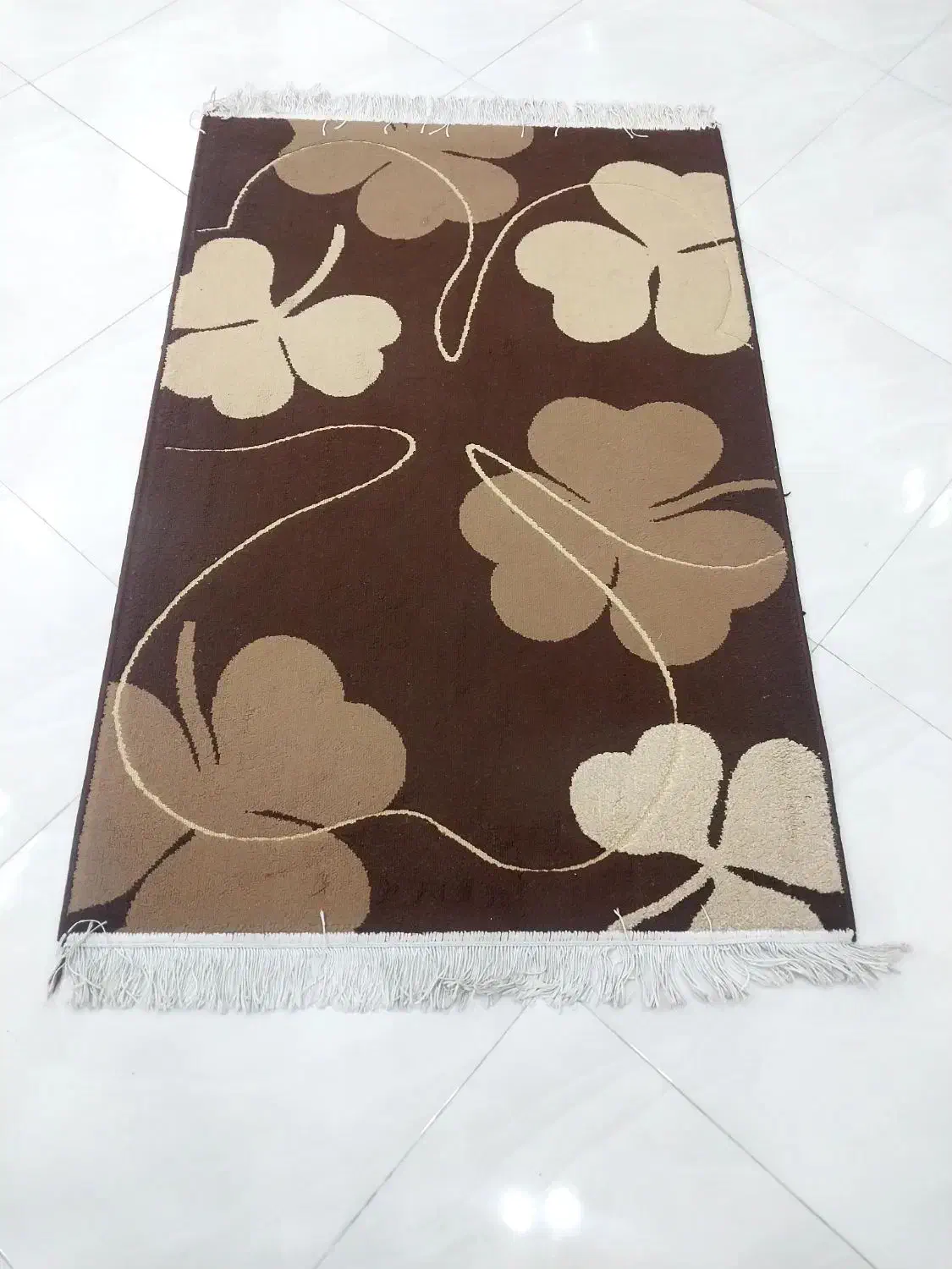 فرش ۴متری سالم و۱در۱ونیم|فرش|اندیشه, اندیشه فاز ۳|دیوار