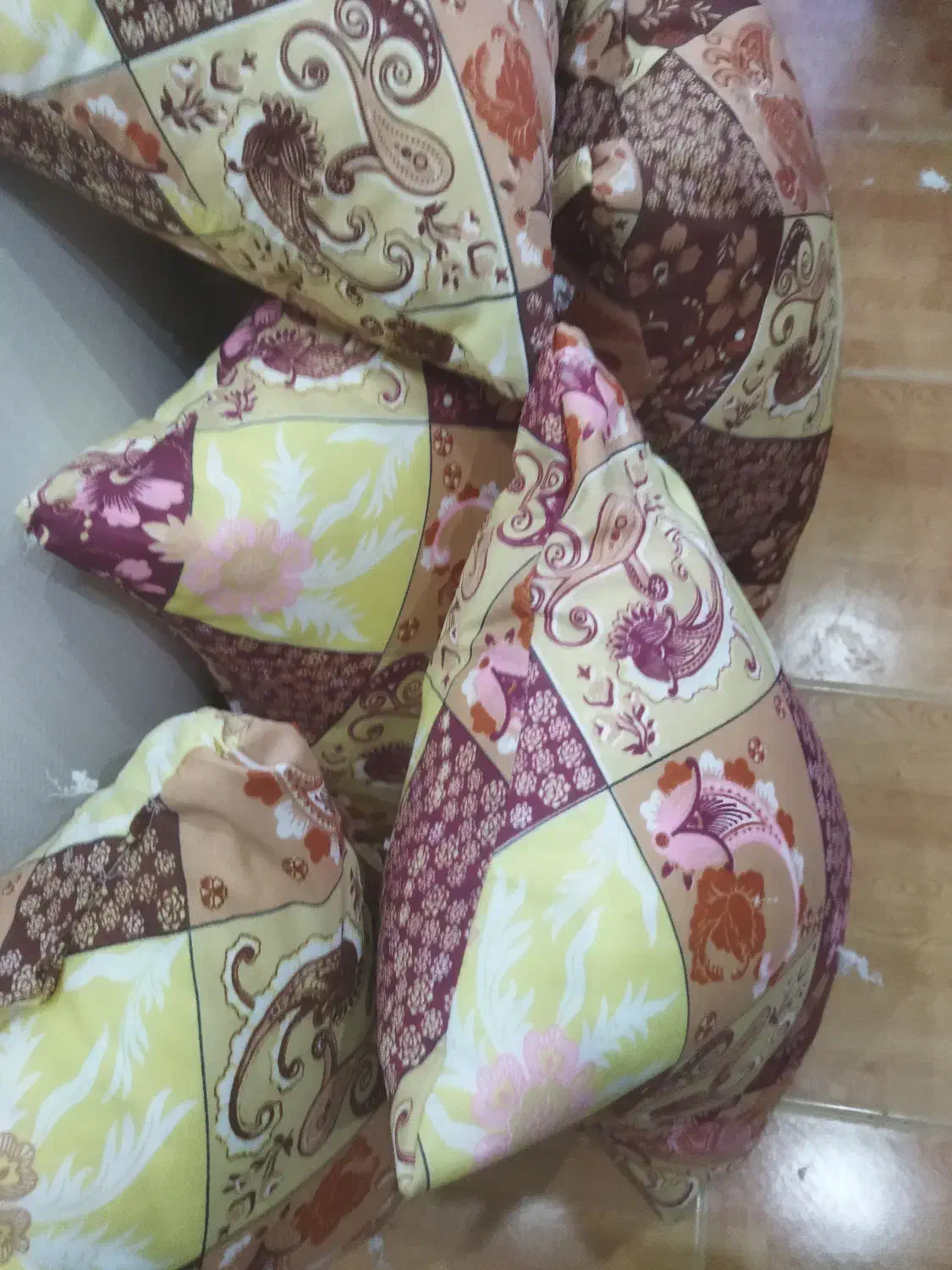 فروش بالش|رختخواب، بالش، پتو|مبارکه, |دیوار