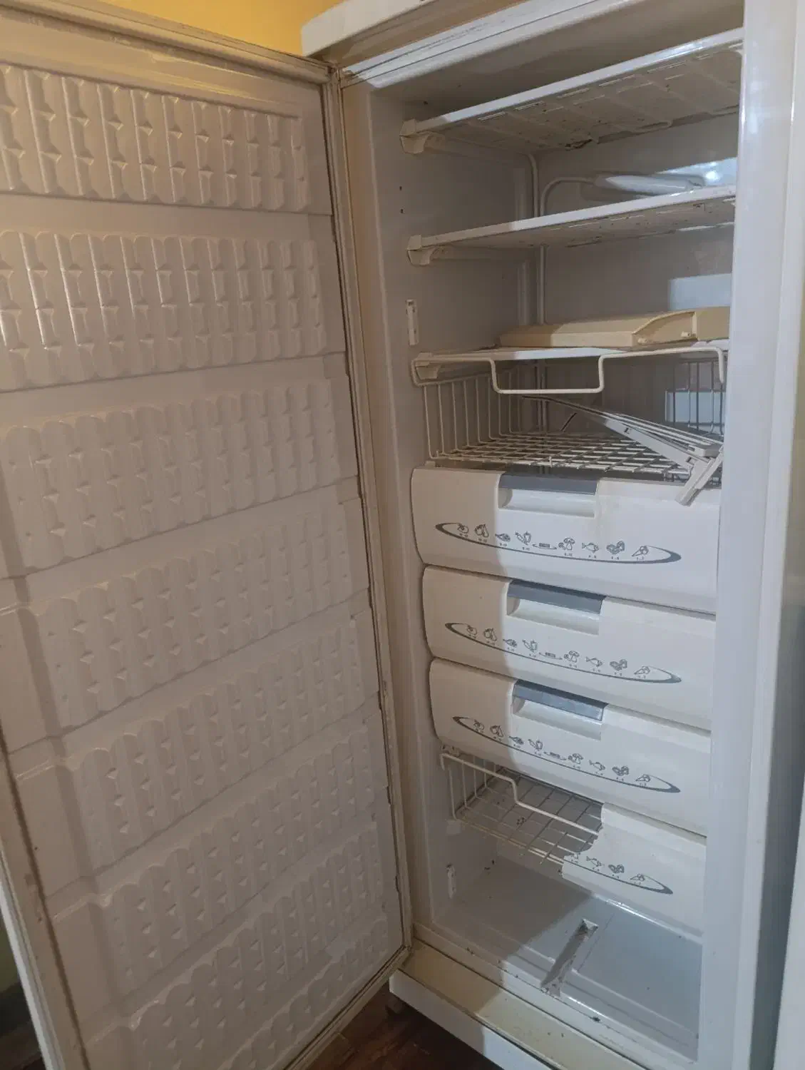 فیرزر کامل سالم|یخچال و فریزر|شاهین‌شهر, فردوسی|دیوار