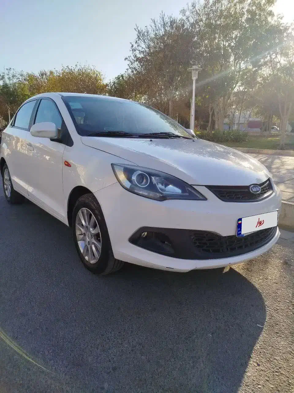 ام وی ام ۳۱۵ صندوق دار|خودرو سواری و وانت|قم, علی آباد|دیوار