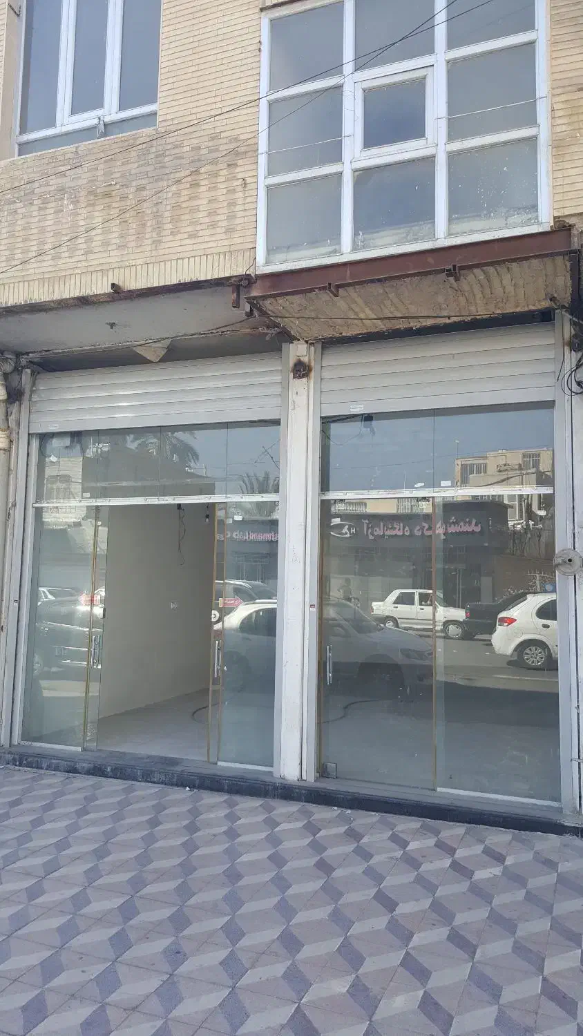 اجاره ۲ باب مغازه خ ۲۲ بهمن|اجارهٔ مغازه و غرفه|جهرم, |دیوار