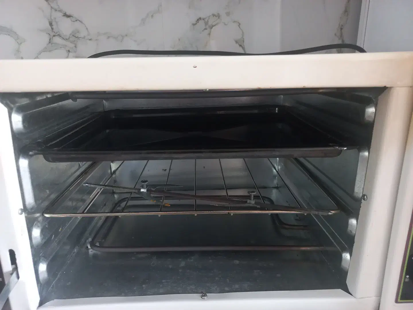 فروتوستر|اجاق گاز و لوازم برقی پخت‌وپز|تبریز, |دیوار