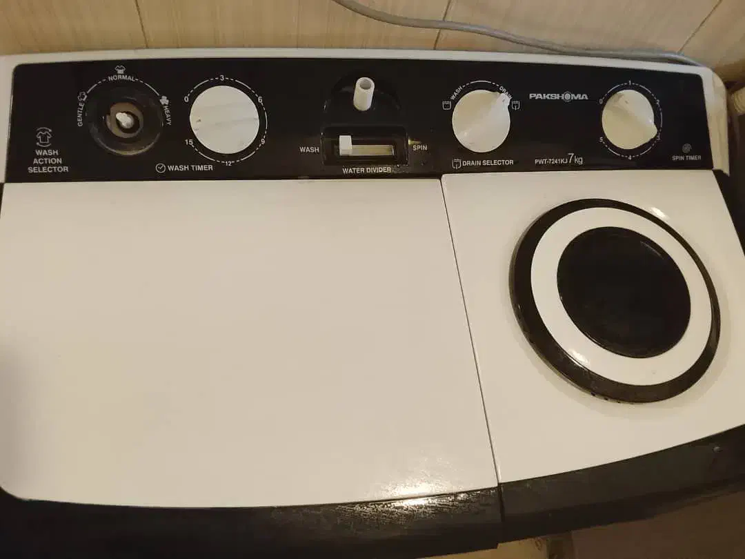 ماشین لباسشویی 7 کیلویی|ماشین لباسشویی و خشک‌کن لباس|رودهن, |دیوار