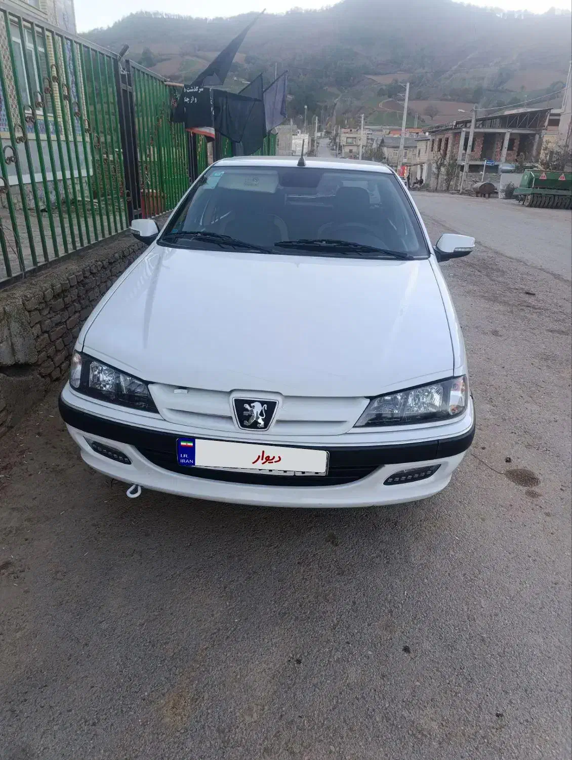 ماشین پژو پارس|خودرو سواری و وانت|چمستان, |دیوار