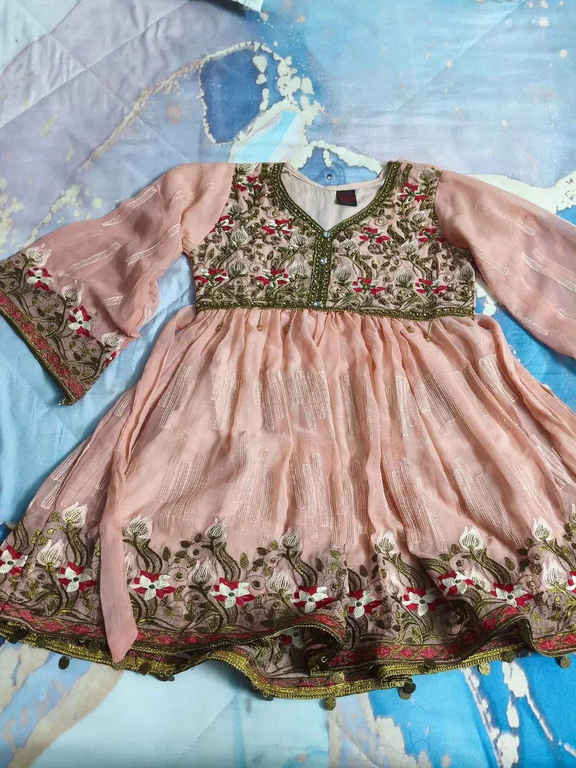 لباس مجلسی نو|لباس|باغستان, |دیوار