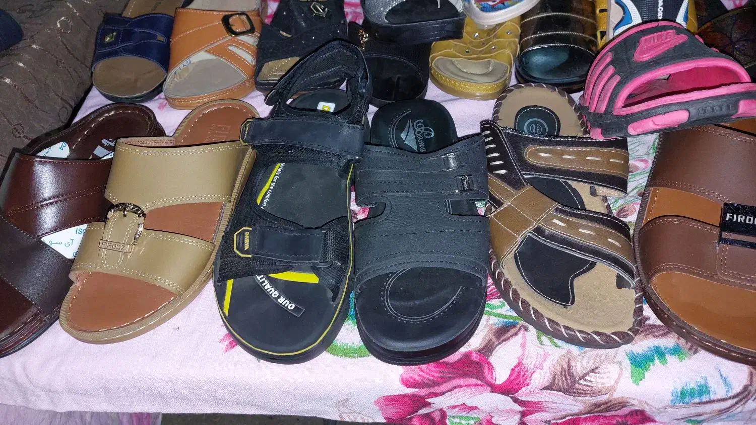فروش عمده صندل|کیف، کفش، کمربند|شوشتر, |دیوار