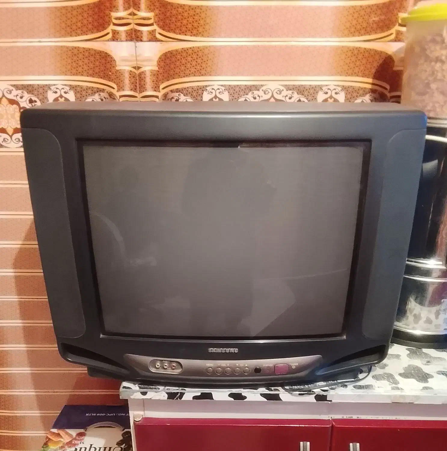 تلویزیون 21اینج نو|تلویزیون و پروژکتور|نورآباد, |دیوار