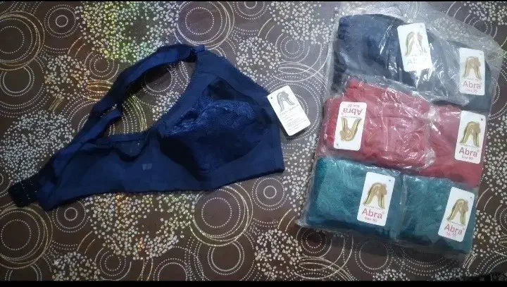 لباس زیر زنانه|لباس|هشتگرد, شهرک وحدت|دیوار