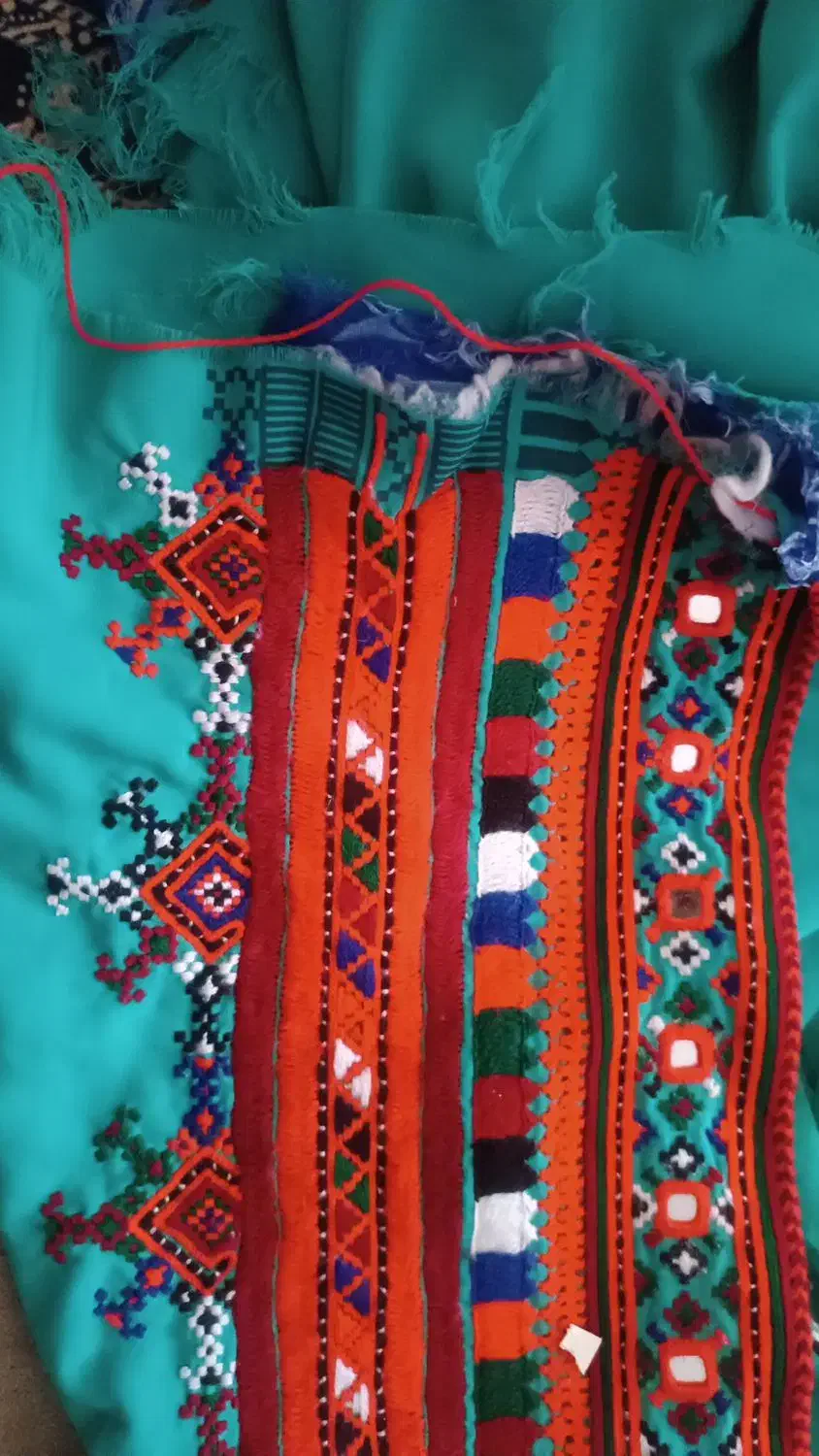 لباس بلوچی|لباس|سراوان, |دیوار