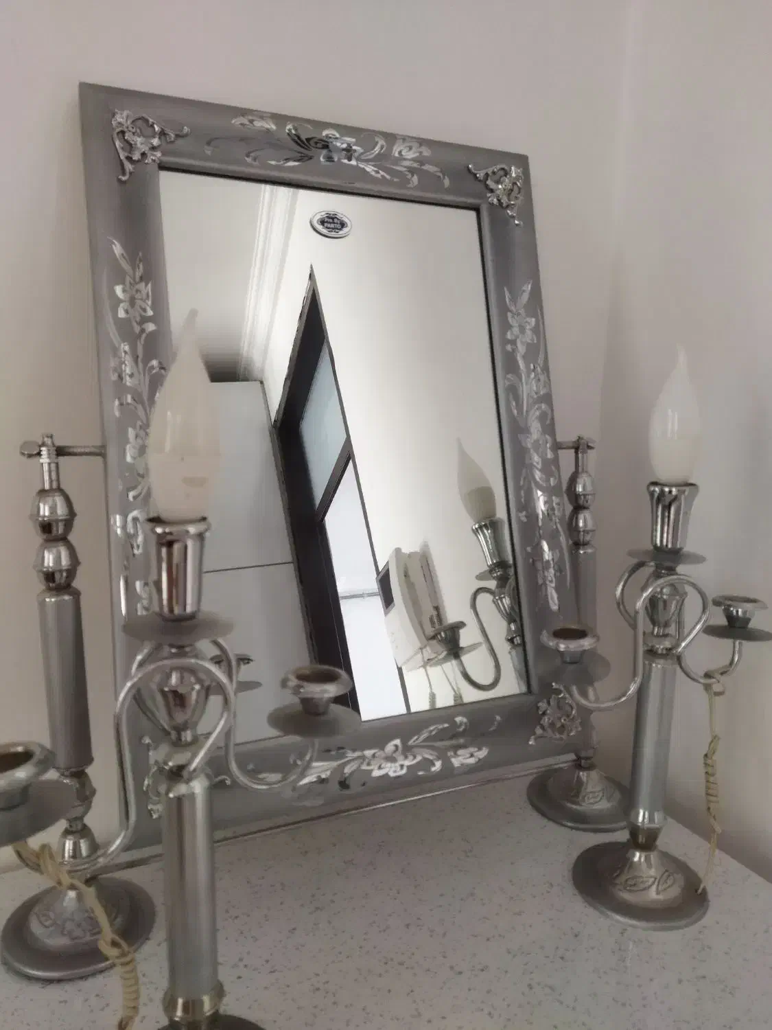 آینه و شمعدان|آینه|ارومیه, |دیوار