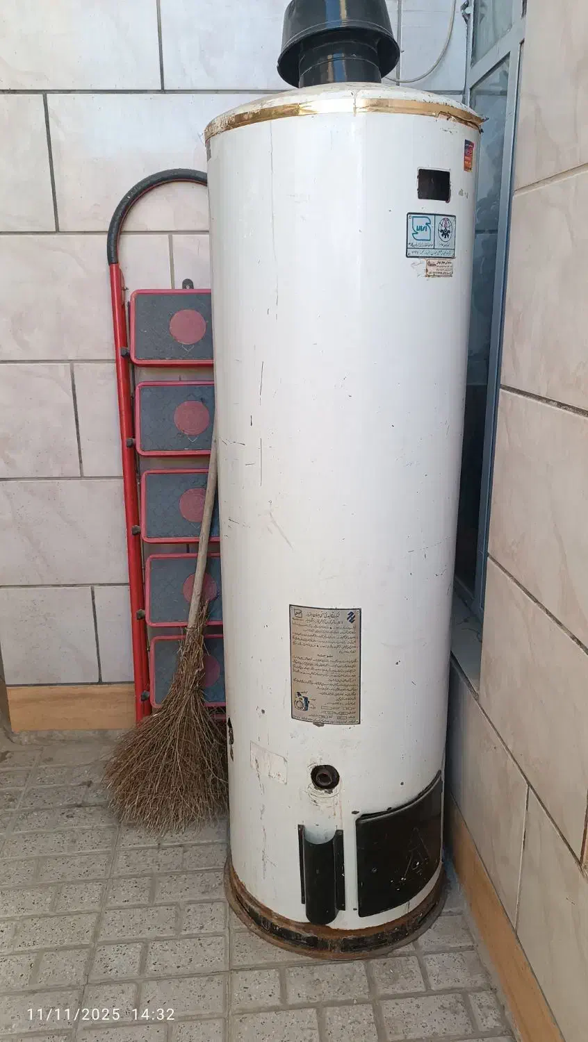 ابگرم کن120لیتری|آبگرمکن، پکیج، شوفاژ|چناران, |دیوار