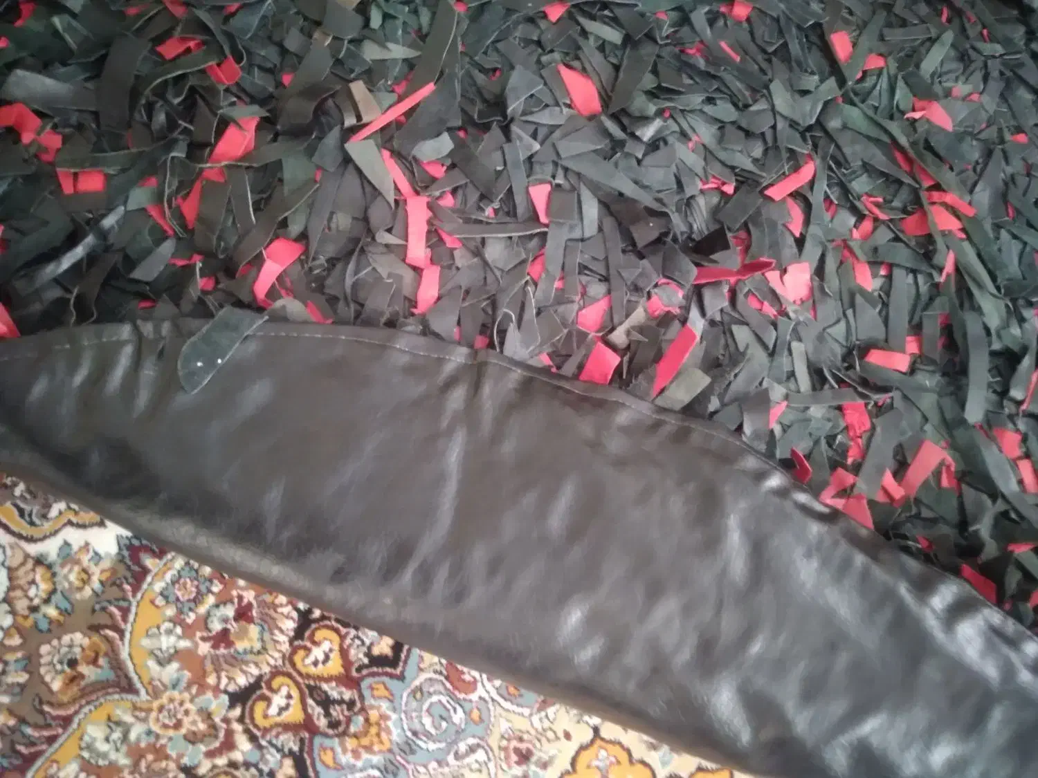 فرشینه چرمی|پادری|پرند, فاز ۳|دیوار