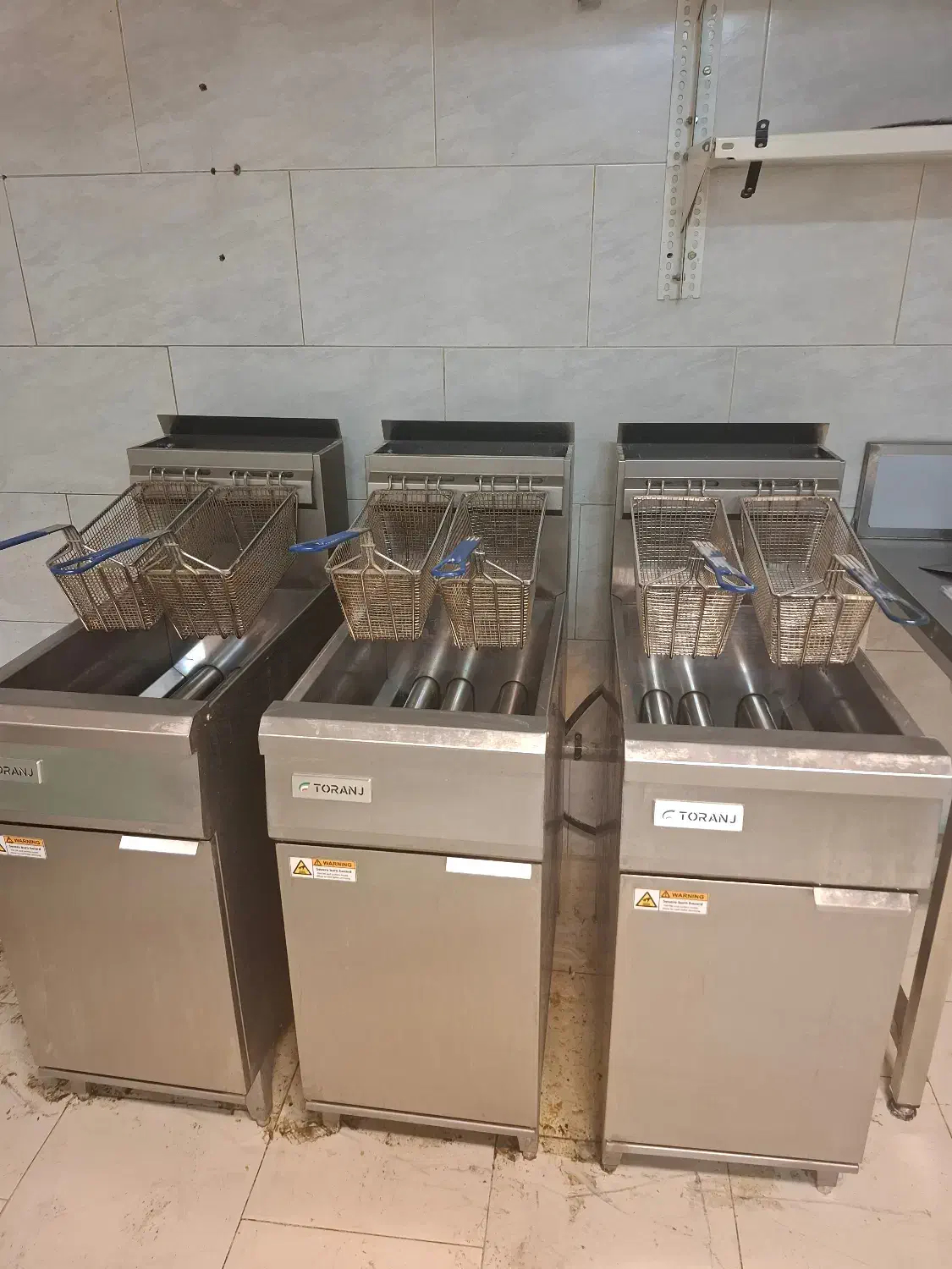 دیسپلی و سرخ کن|کافی‌شاپ و رستوران|تهران, شهرک کوهسار|دیوار