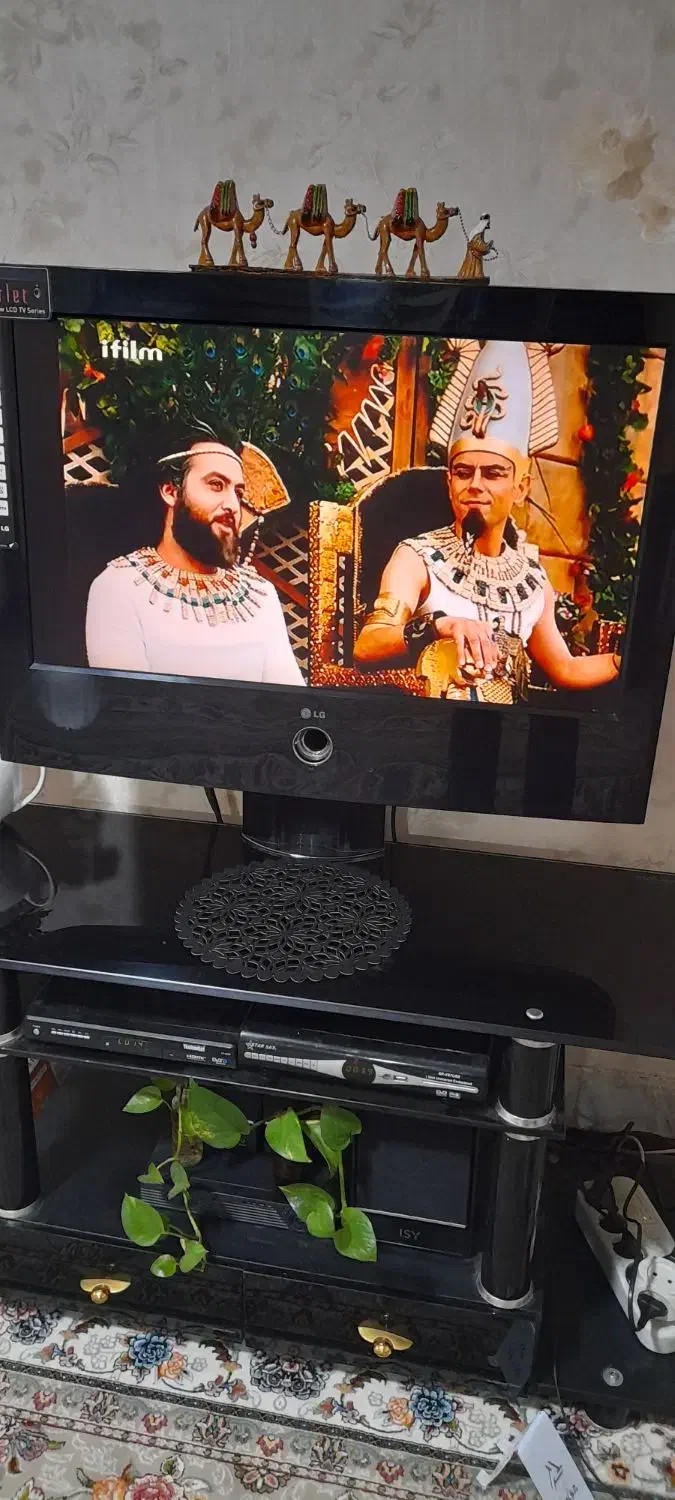 تلویزیون32اینچ الجی lcd|تلویزیون و پروژکتور|خرمدره, |دیوار