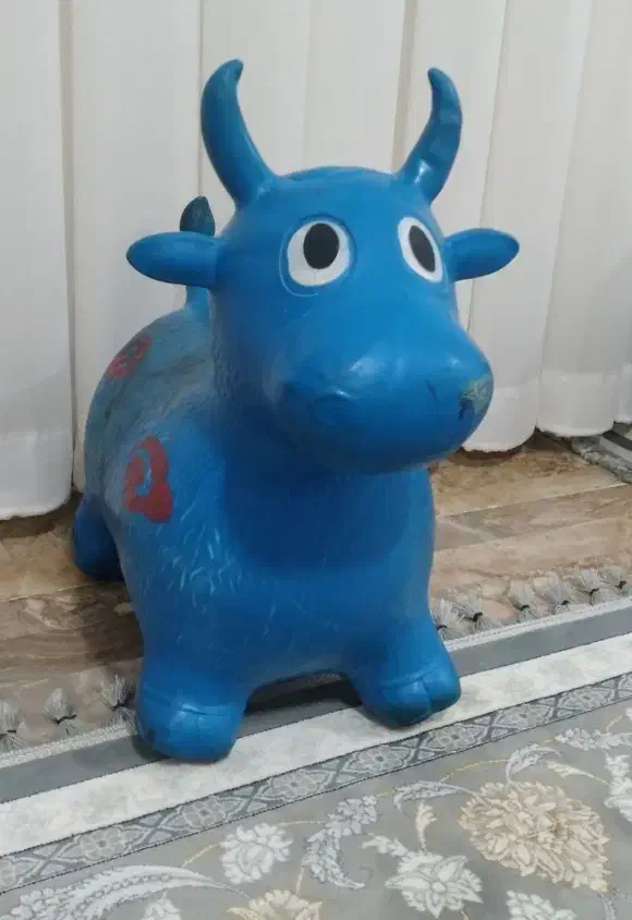 گاو بازی|اسباب‌‌بازی|تربت‌حیدریه, رباط سفلی|دیوار