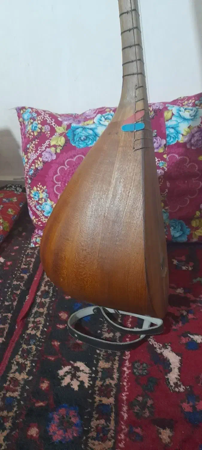 ساز قوپوز|سازهای سنتی|تبریز, |دیوار