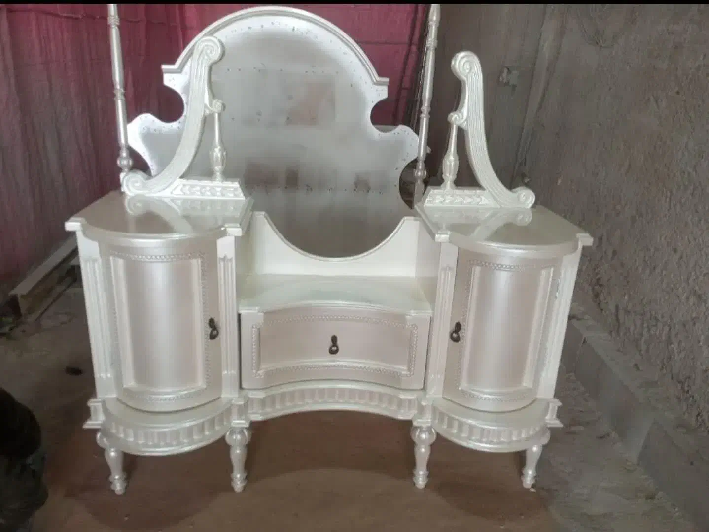 رنگ کاری مبلمان و تعمیرات|خدمات پیشه و مهارت|محمدشهر, عباس آباد|دیوار