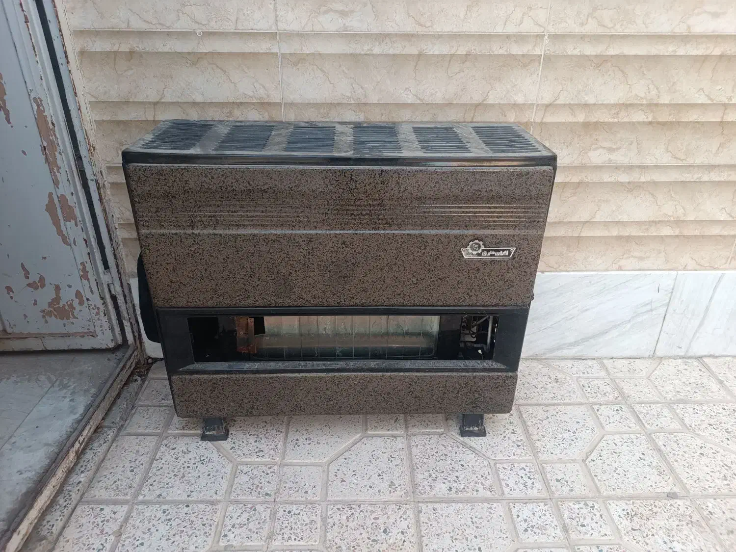 بخاری گازی 11000|بخاری، هیتر، شومینه|فلاورجان, |دیوار