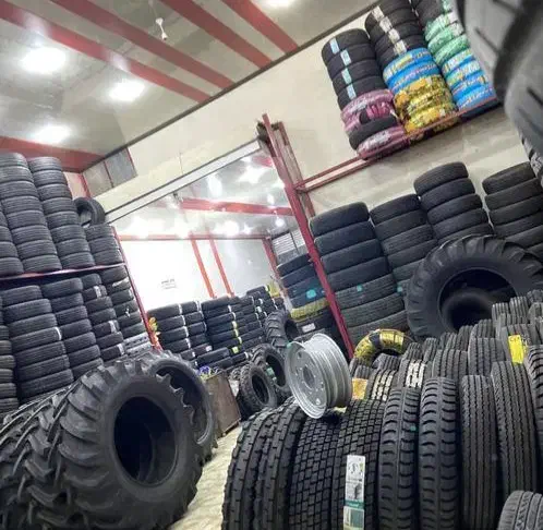 لاستیک تراکتور و لودر و گریدر درجه یک( تک و عمده )|قطعات یدکی و لوازم جانبی|تهران, ایران|دیوار