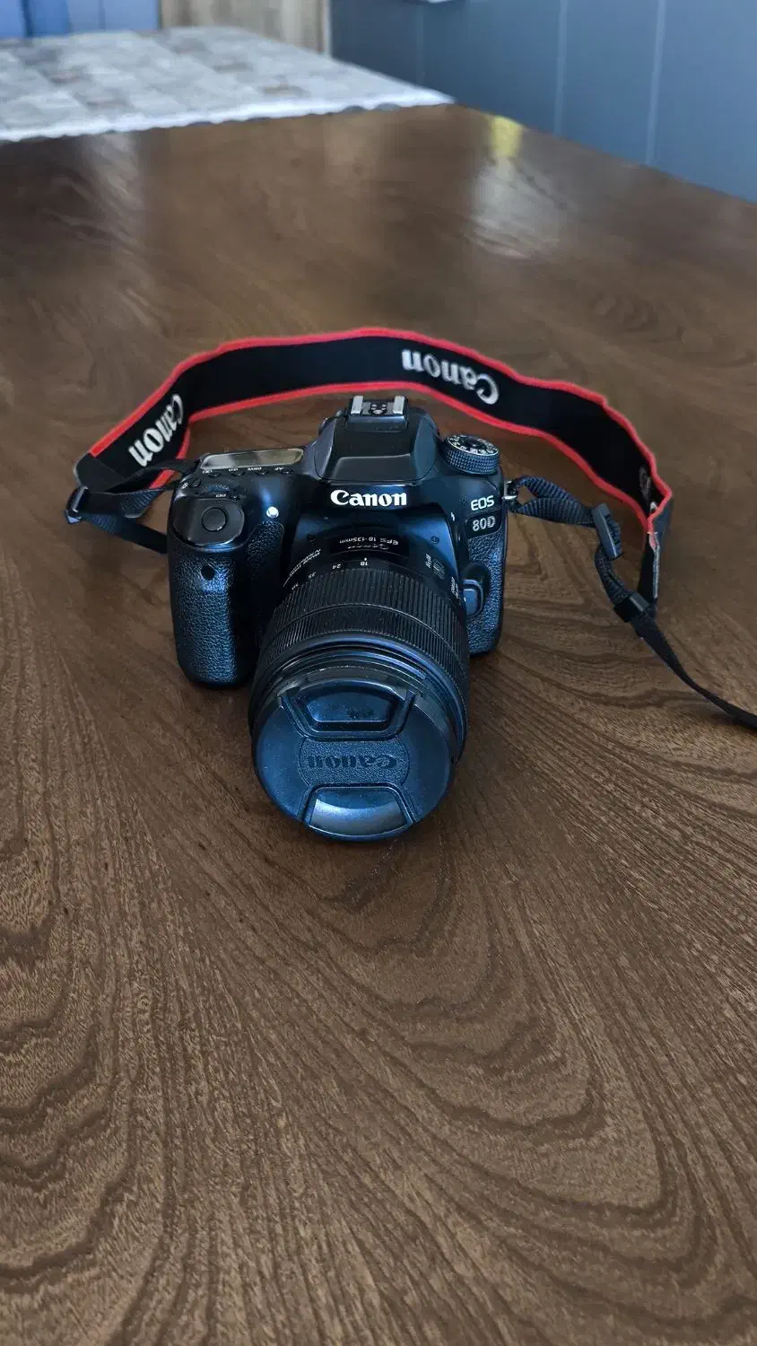 canon 80D +lens 18-135mm|دوربین عکاسی و فیلم‌برداری|شیراز, شهرک گلدشت حافظ‎|دیوار