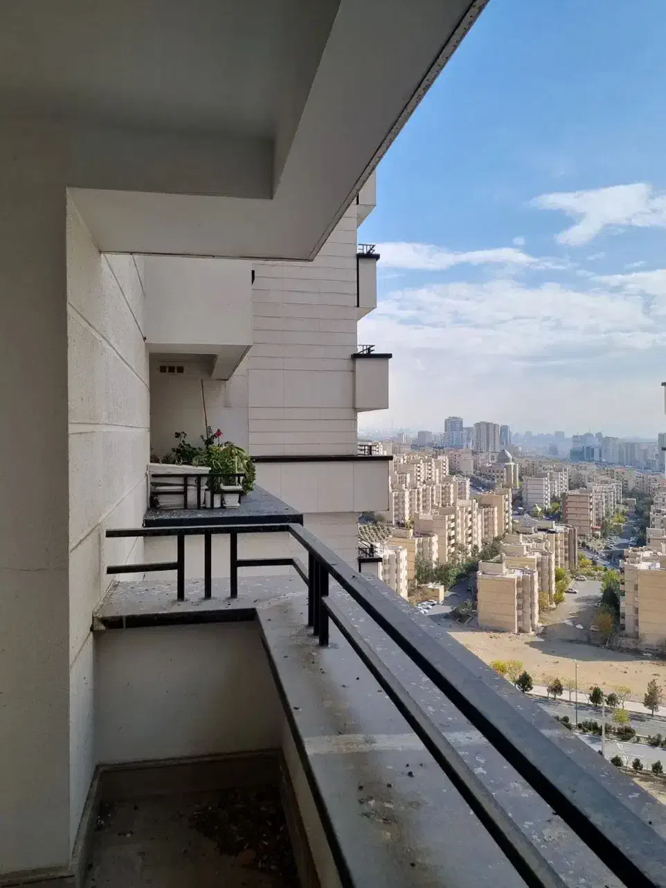 ۱۶۰ متر ۳ خواب برج سفید دریاچه چیتگر منطقه ۲۲|فروش آپارتمان|تهران, دریاچه شهدای خلیج فارس|دیوار