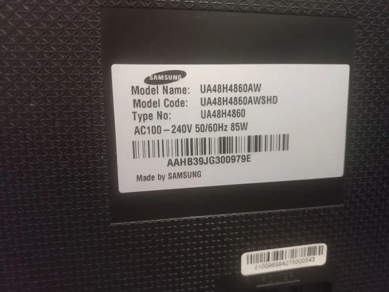 تلویزیون در حد نو و میز تلویزیون تمیز مرتب|تلویزیون و پروژکتور|گلبهار, بیزکی|دیوار