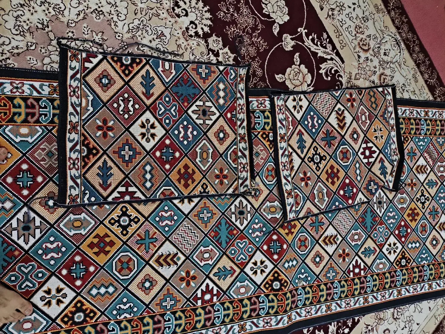 کناری فرش|فرش|باقرشهر, |دیوار