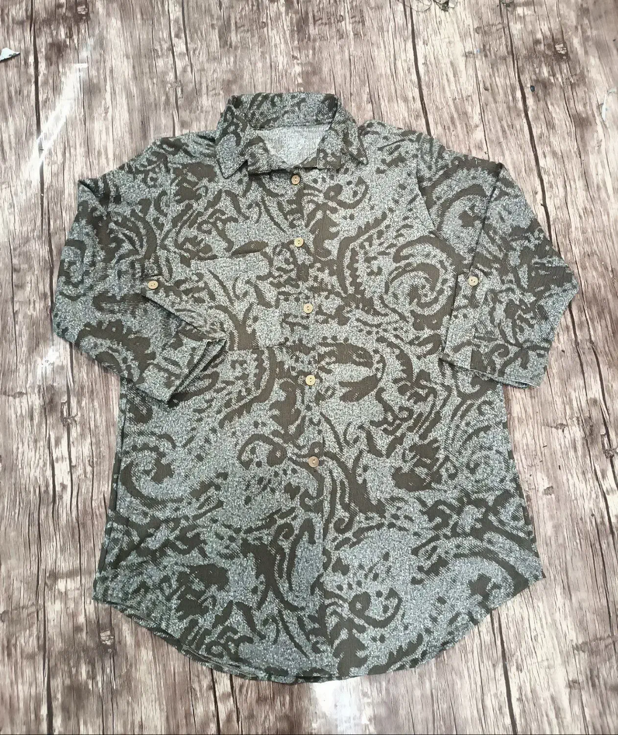 واگذاری لباس فروشی باکلیه لوازم|لباس|قم, باغ شریفی|دیوار